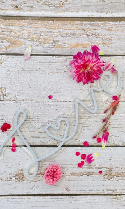 LED-Schriftzug Love